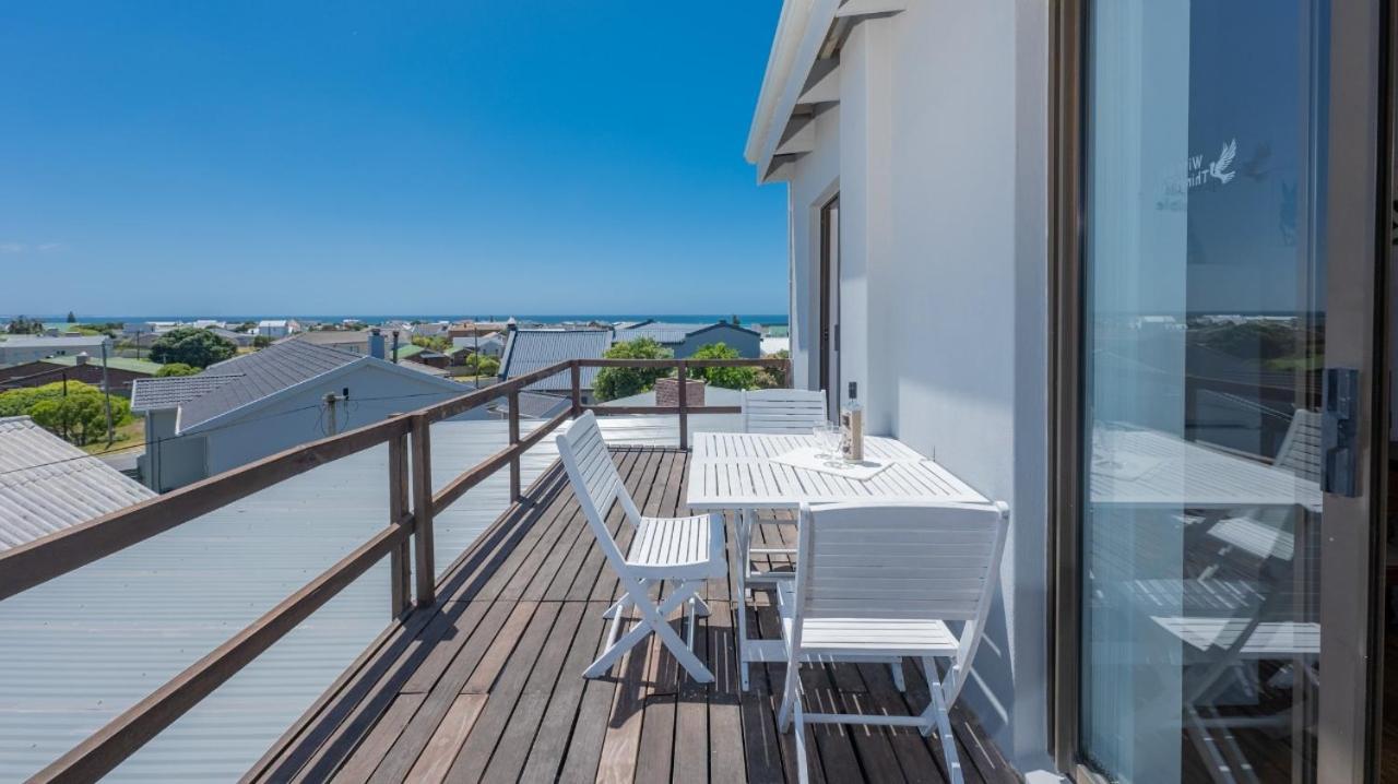 Suikerbekkie Apartment Struisbaai Bagian luar foto
