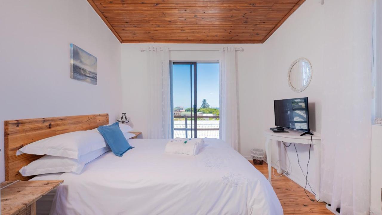 Suikerbekkie Apartment Struisbaai Bagian luar foto